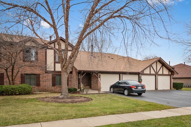 961 Cross Creek Drive N – photo 2