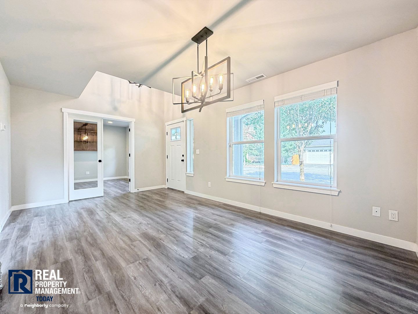 Updated 4-Bedroom Enumclaw Home – photo 3