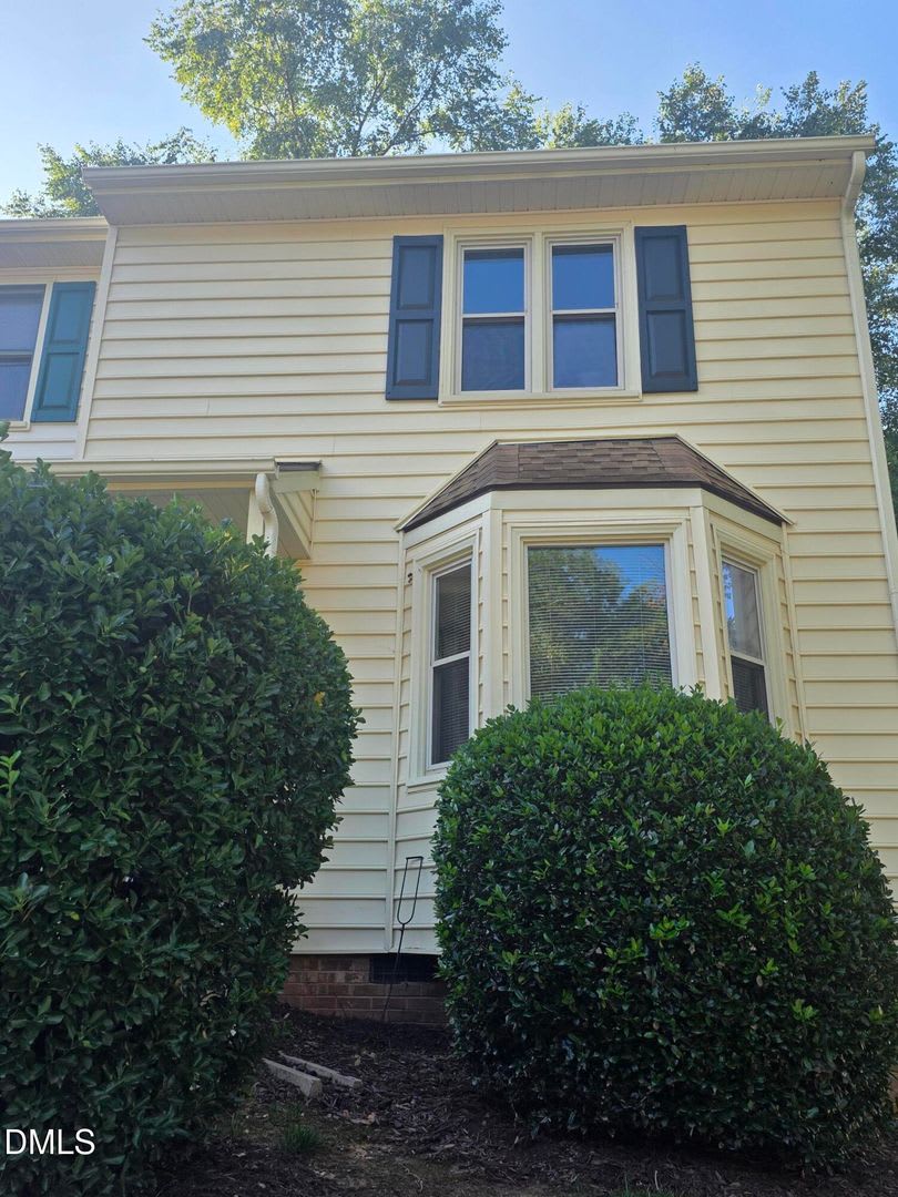 6550 Thetford Ct – photo 1