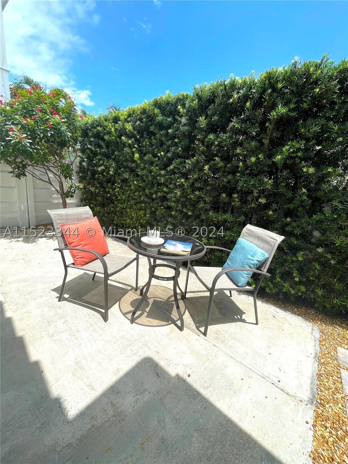 331 Desoto St – photo 5