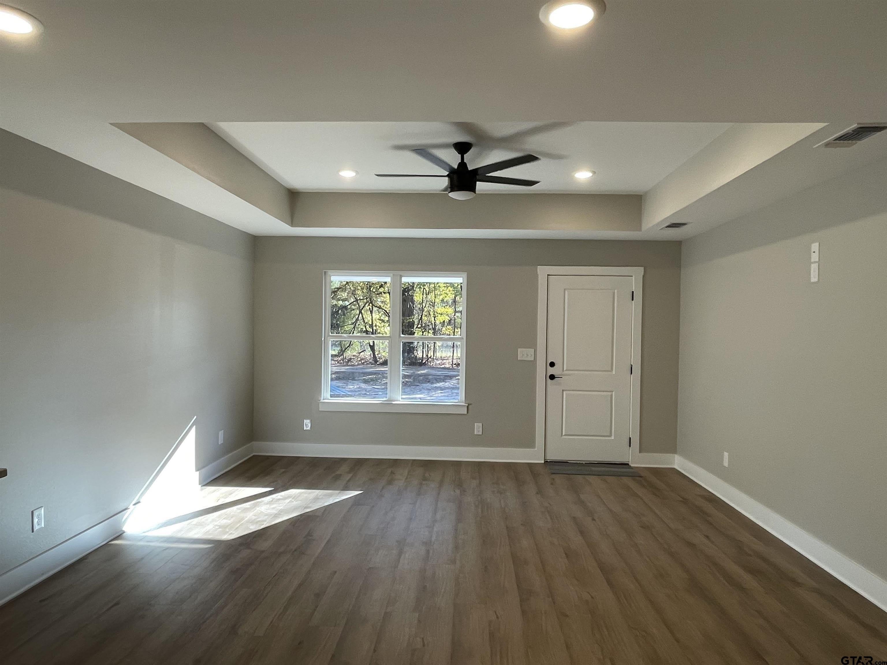 518 Post Oak Dr – photo 5