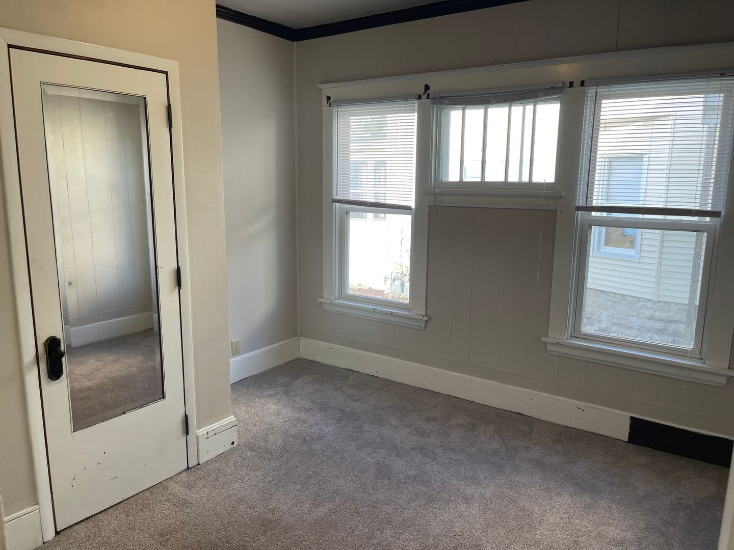 801 Scott Ave – photo 3