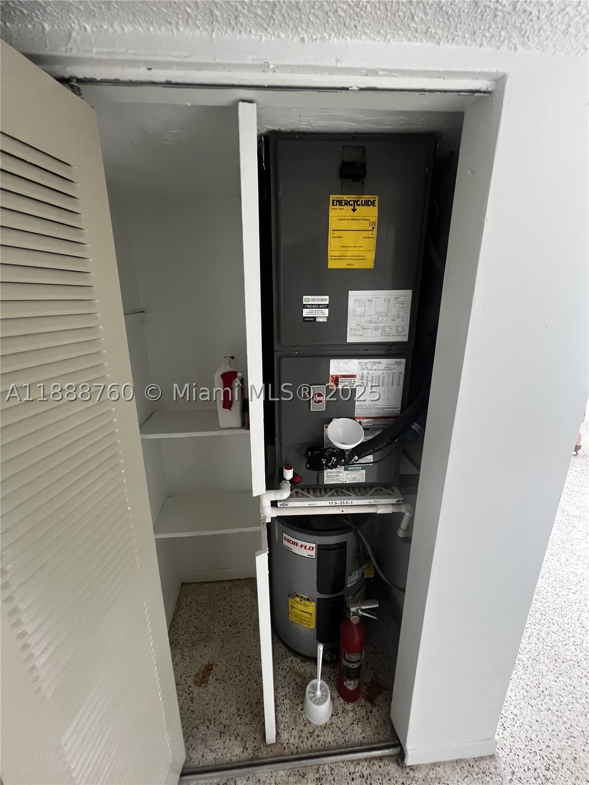 619 SW 11th Ave – photo 3