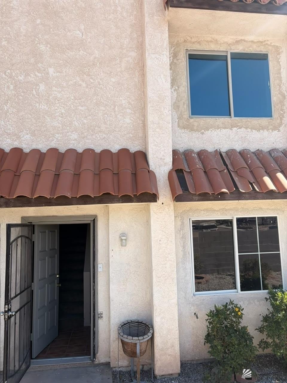 1508 W 9 PL – photo 1
