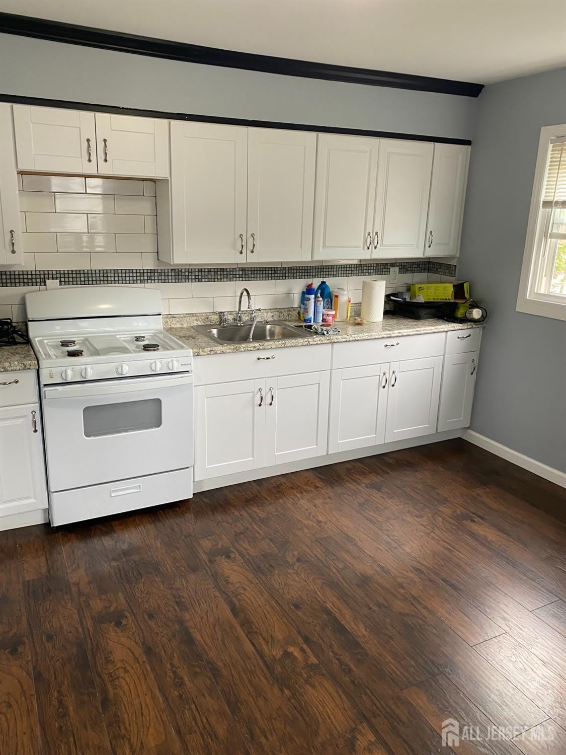 813 Lincoln Avenue – photo 3