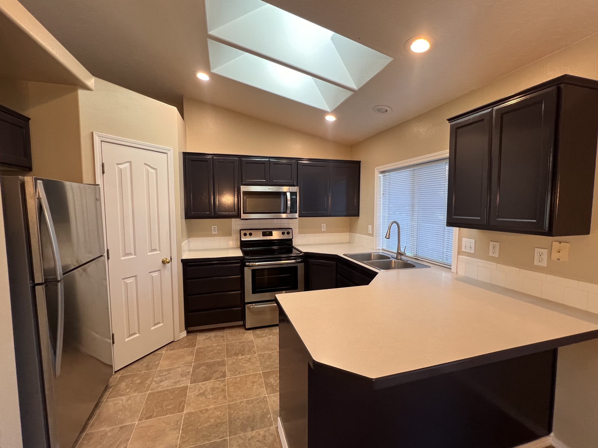 14401 W Roaring Creek St – photo 5