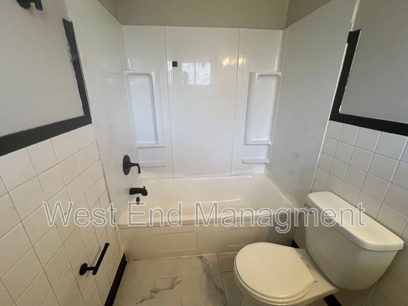 4160 Folsom Avenue – photo 4