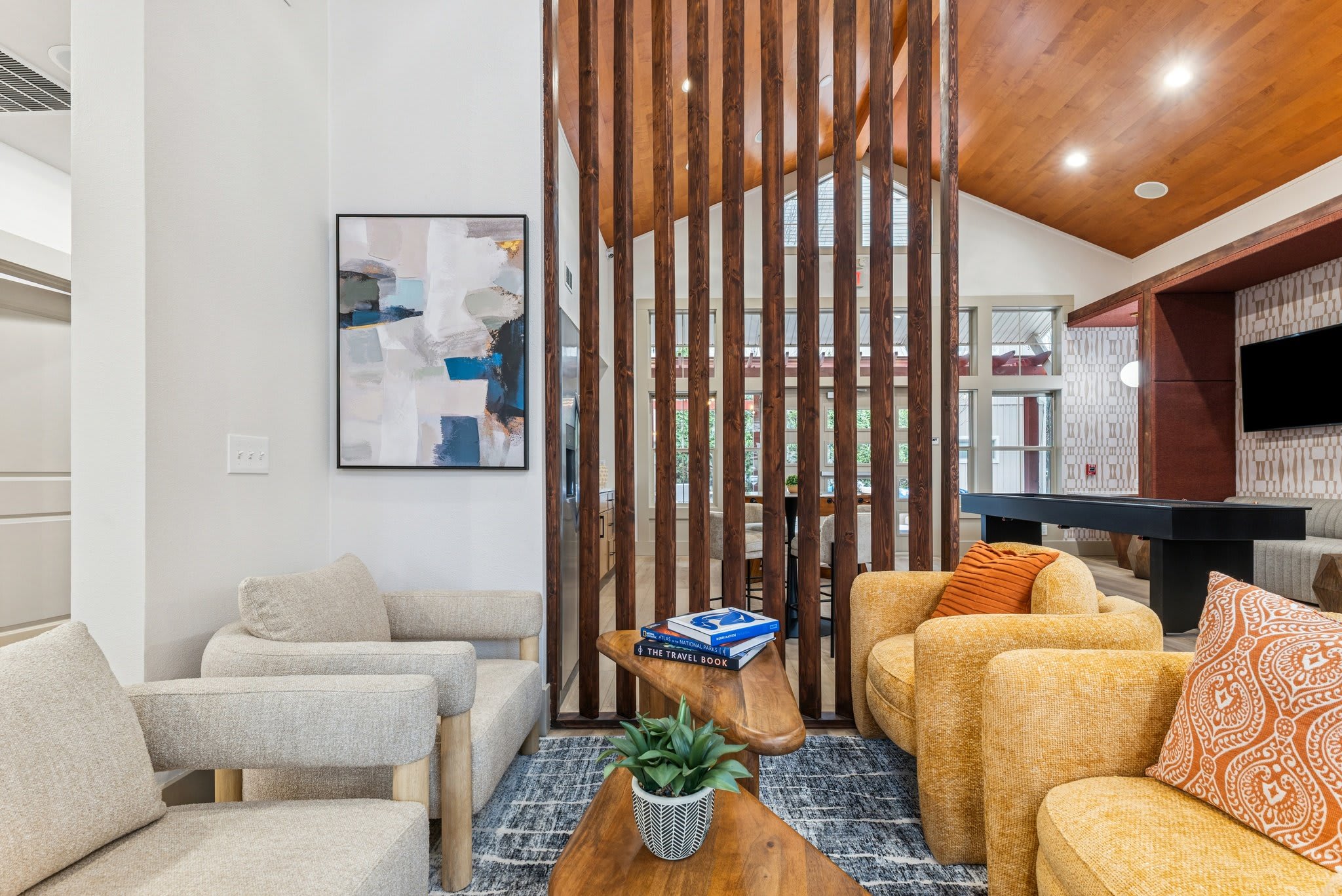 Island View Apartments – photo 3