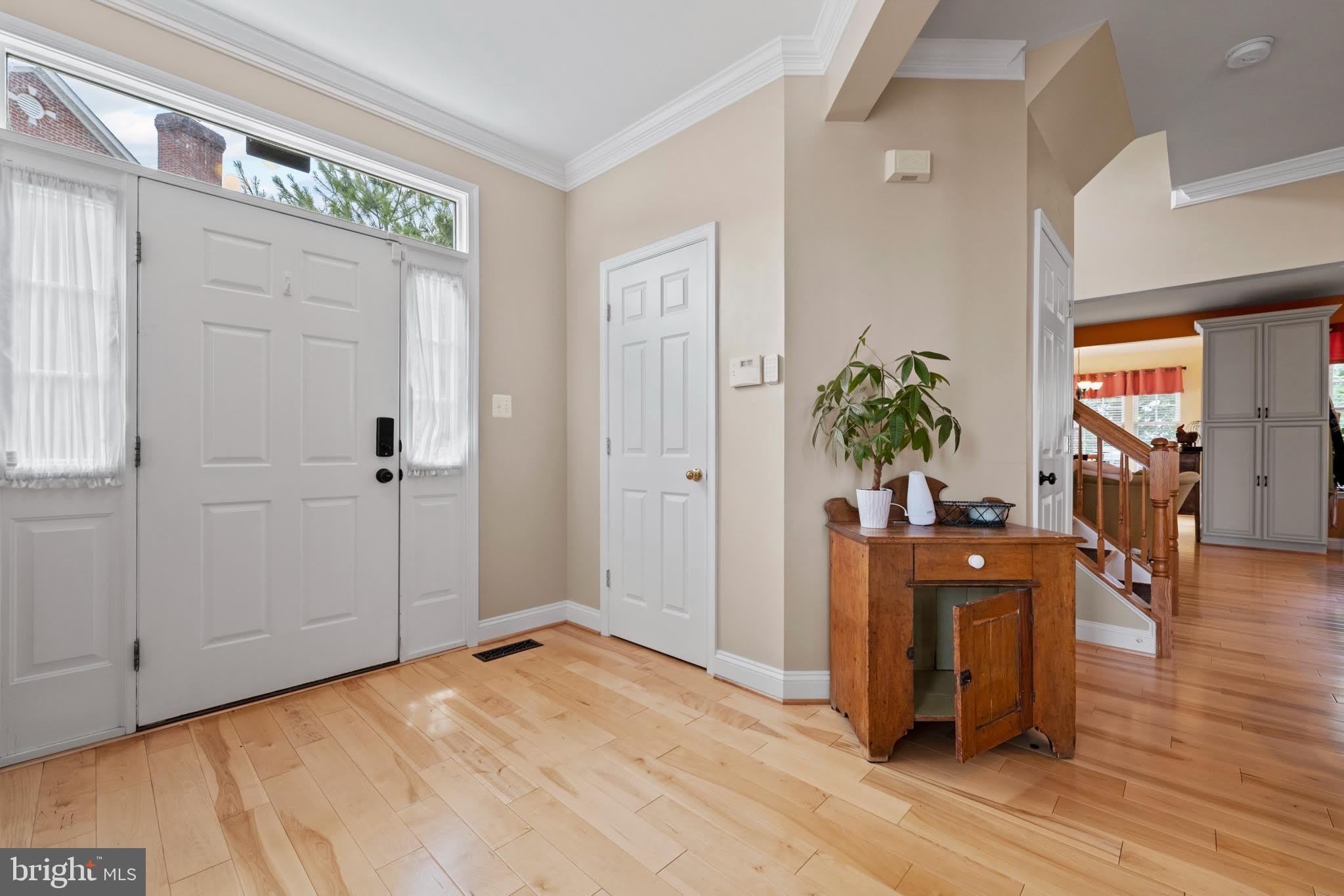670 MCLEARY Square SE – photo 2