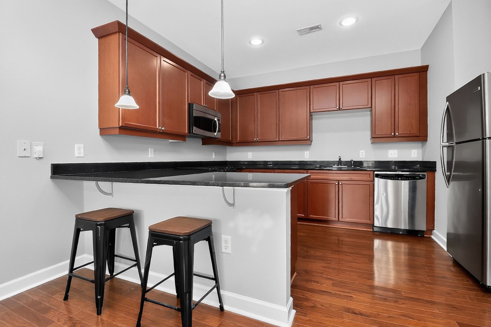 1829 Kenilworth Ave Unit 209 – photo 5