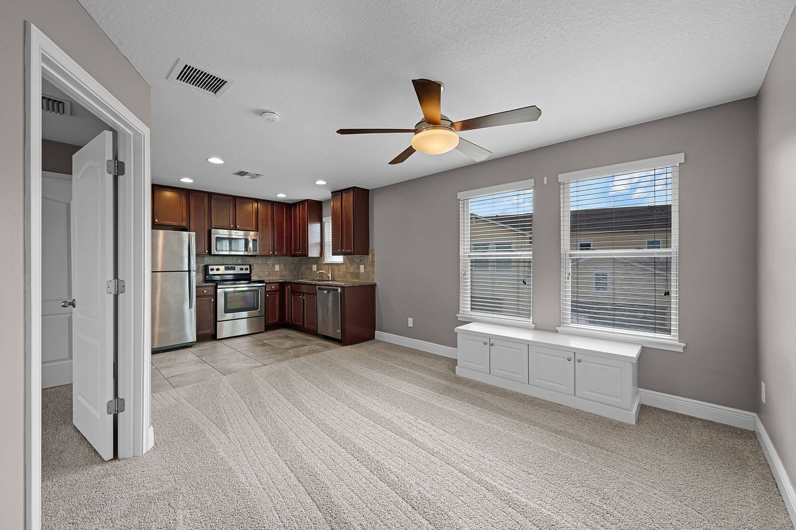 New Windermere Rental – photo 2