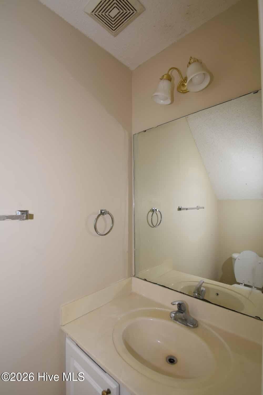 1231 Westridge Court – photo 5