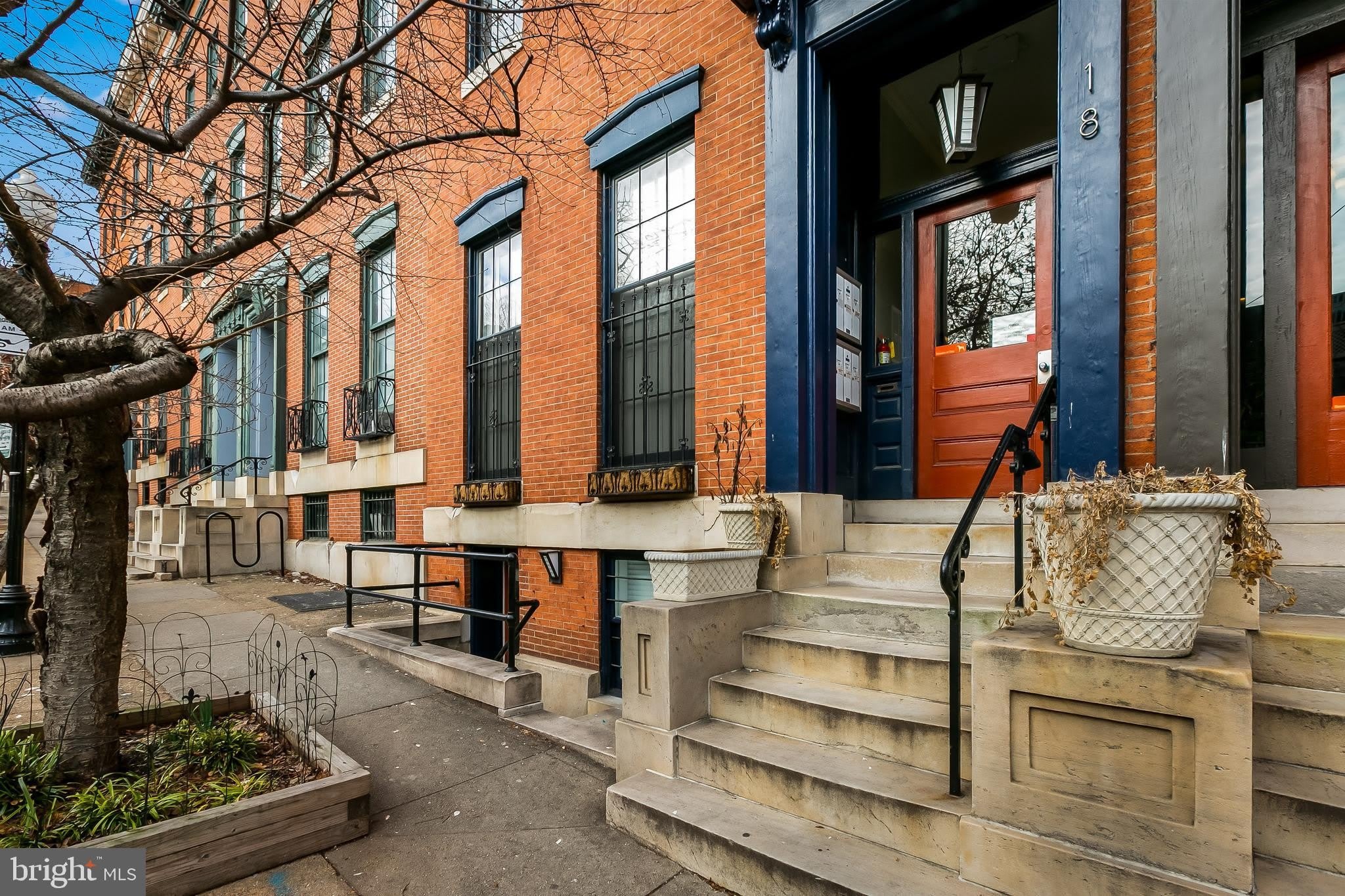 18 E MADISON Street – photo 5