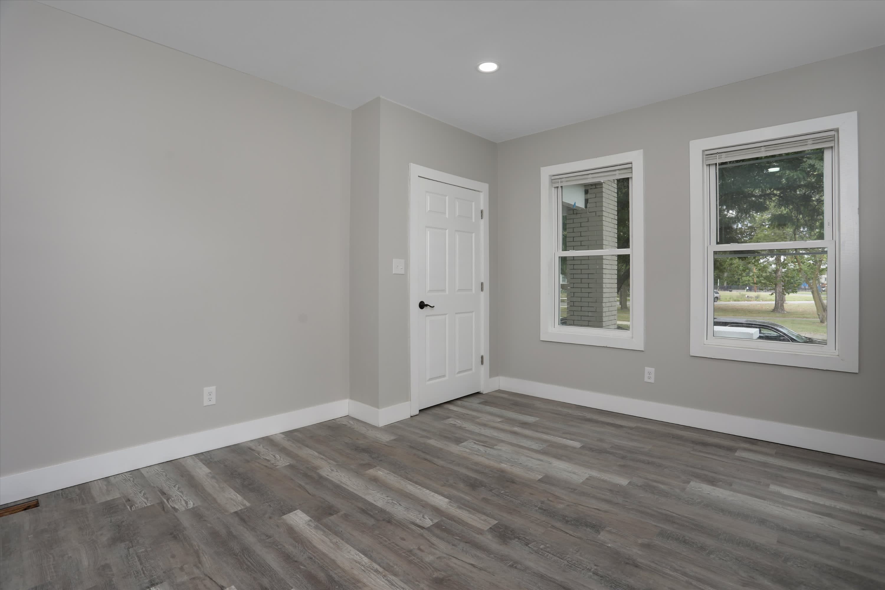 5124 West Chicago – photo 3