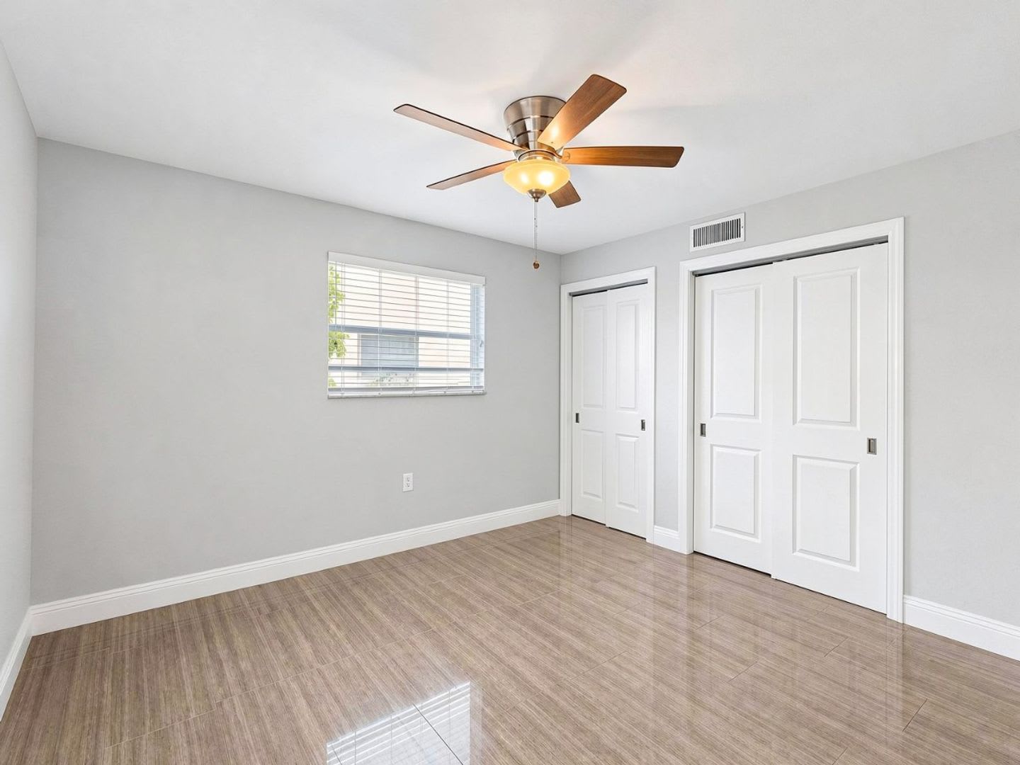 Remodeled First-Floor Condo Available Now in Naples – photo 5