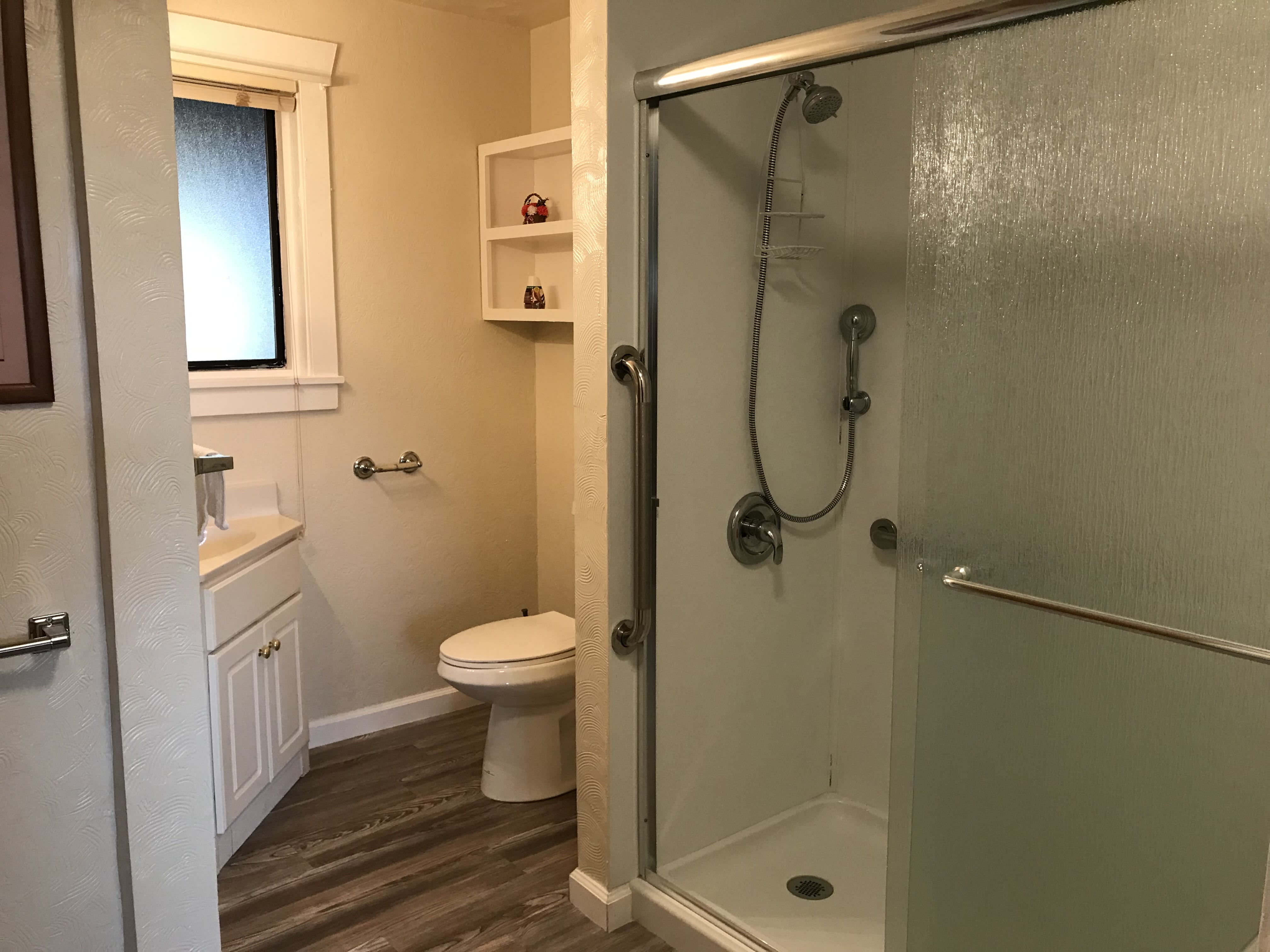 1213 Barclay Ln – photo 2