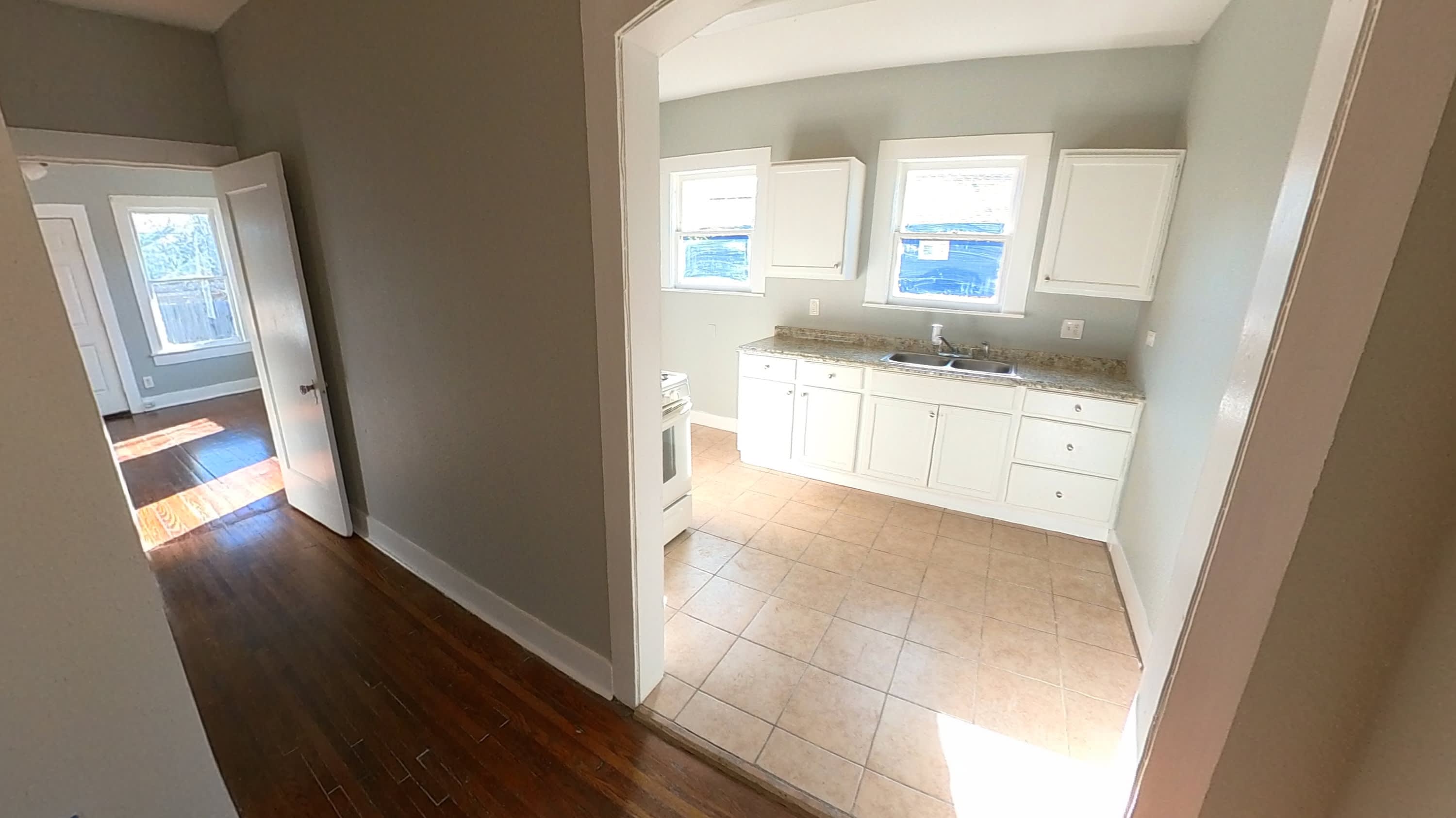 538 Kayton Avenue – photo 4