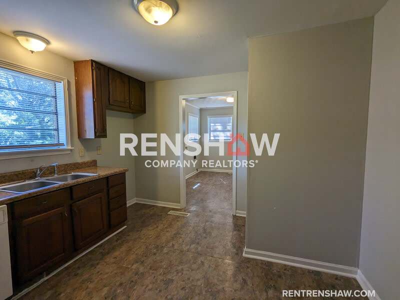 1887 N Graham St – photo 1