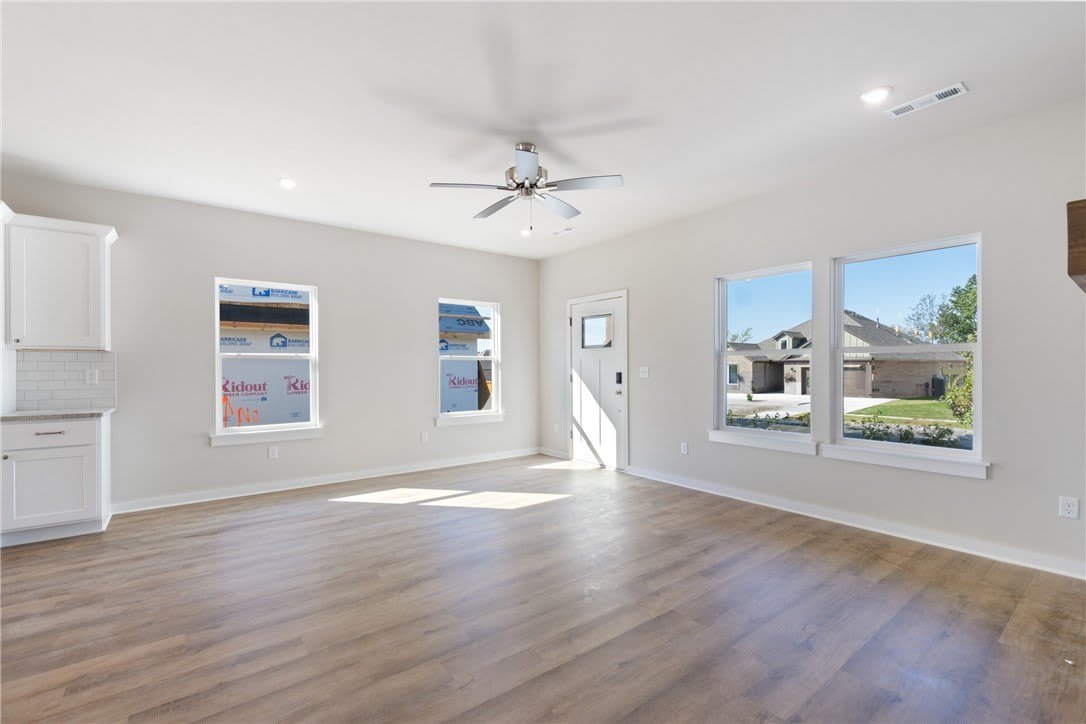 2309 N Lexington Street – photo 4
