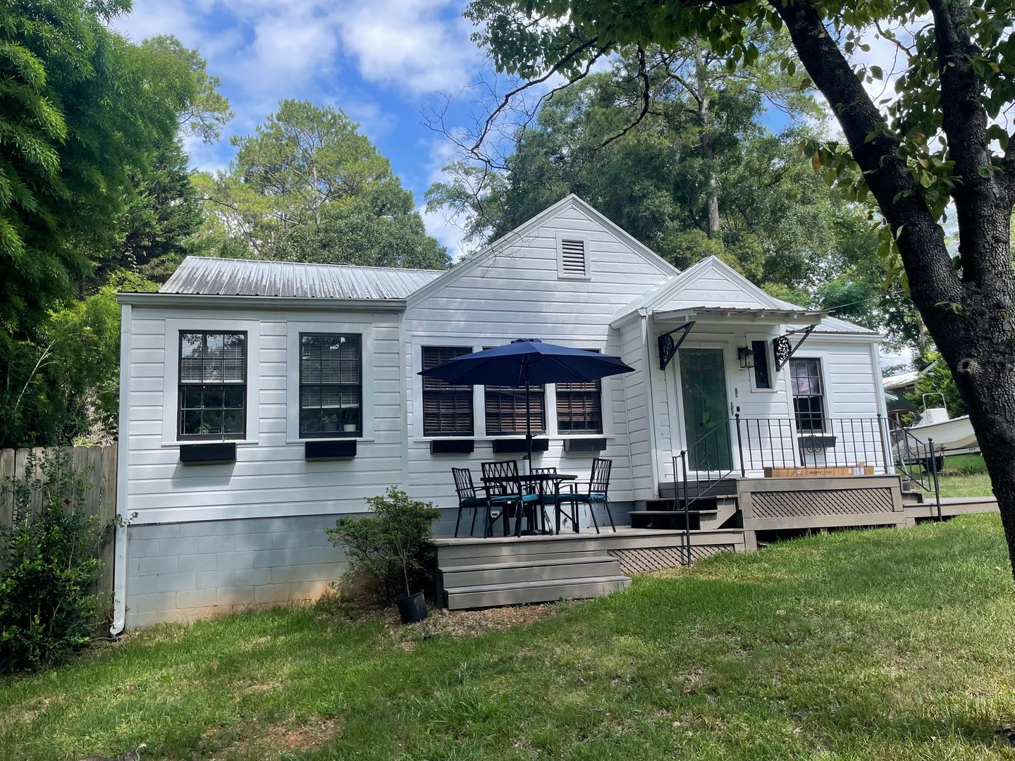 Move in October 2026, Conveniently Located – photo 2