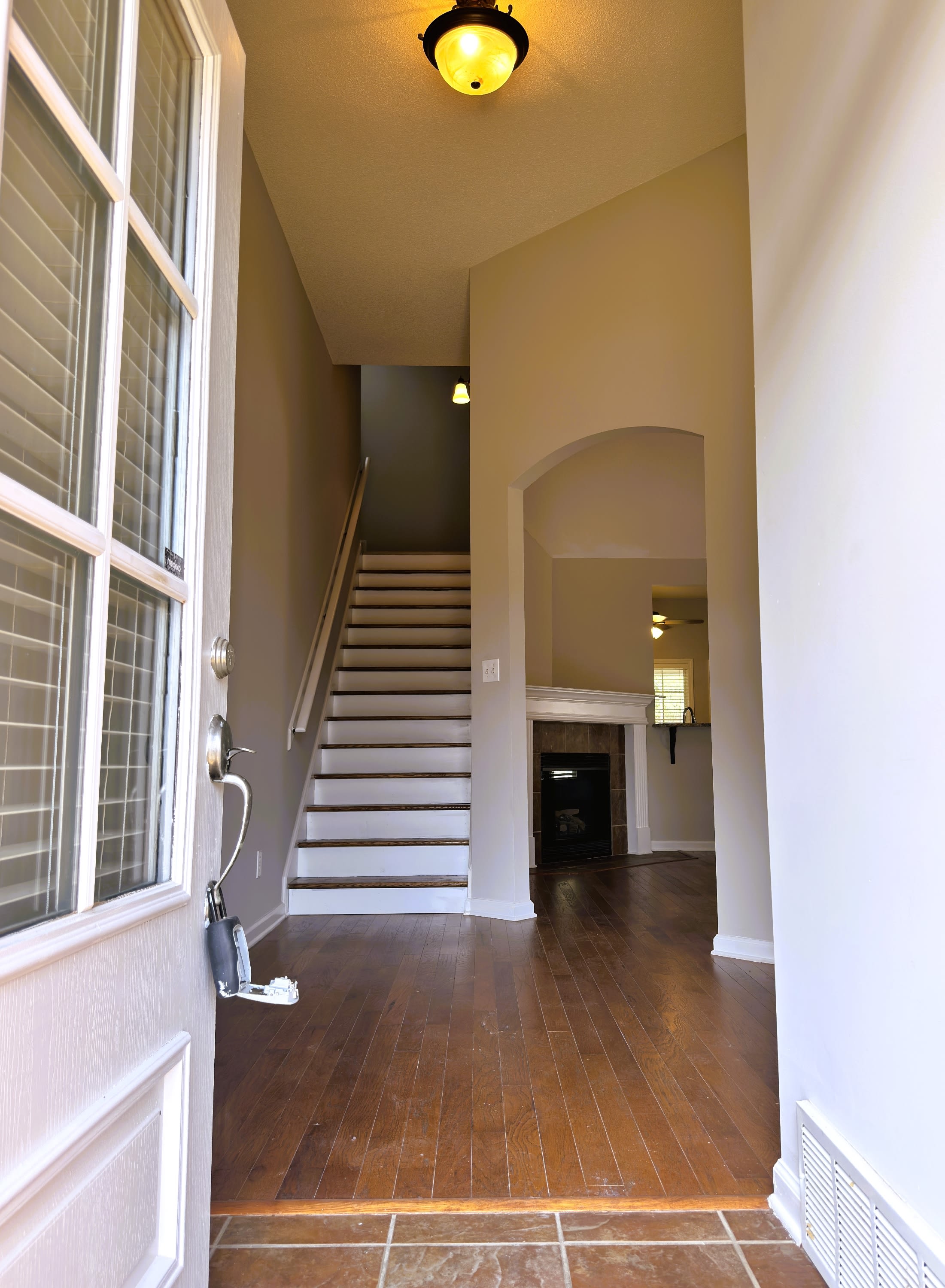 10228 Morning Hill Drive – photo 2