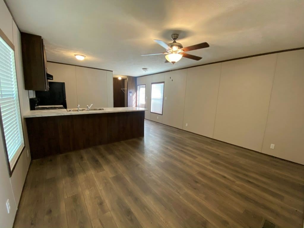 400 N Carson Road – photo 3
