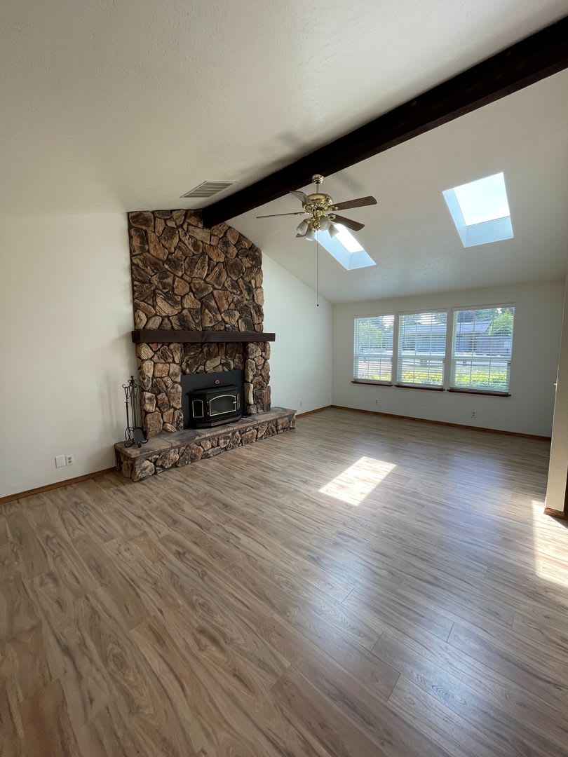 Charming 3-Bedroom Home in Desirable Cutten Neighborhood – photo 4