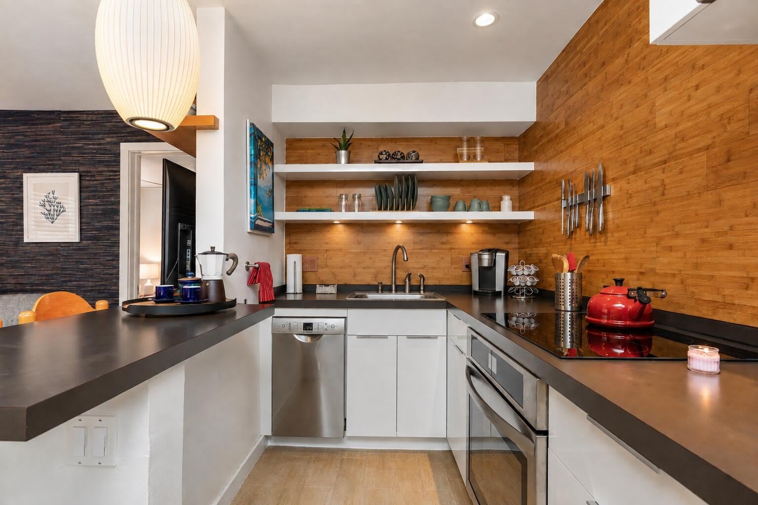 615 NE 10TH Avenue – photo 3