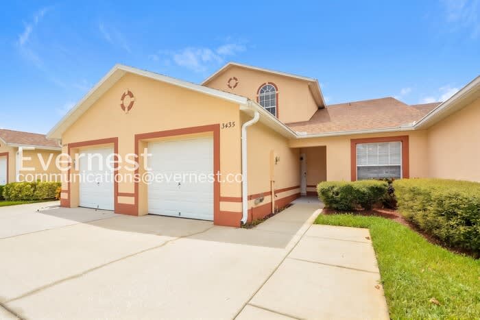 3435 Village Green Court – photo 1