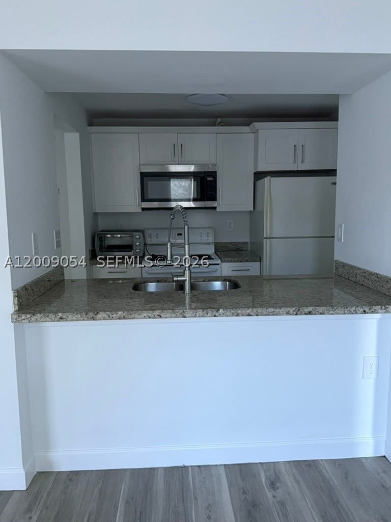 6955 NW 186th St – photo 3