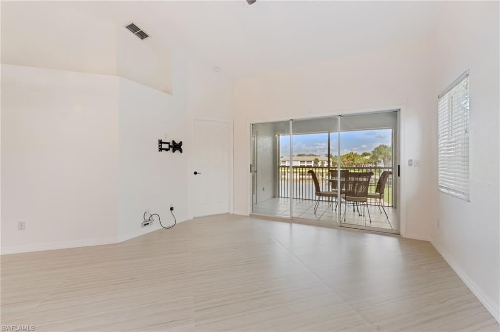 12081 Summergate Cir Lot 204 – photo 4