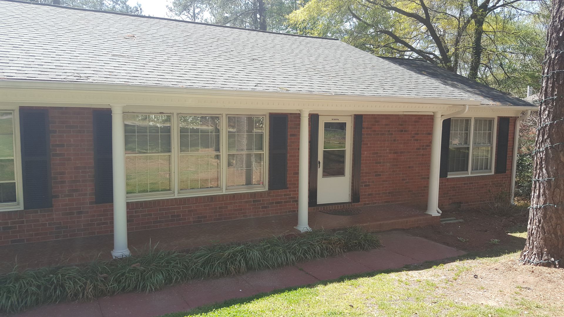 North Hills 4 bedroom for rent – photo 1