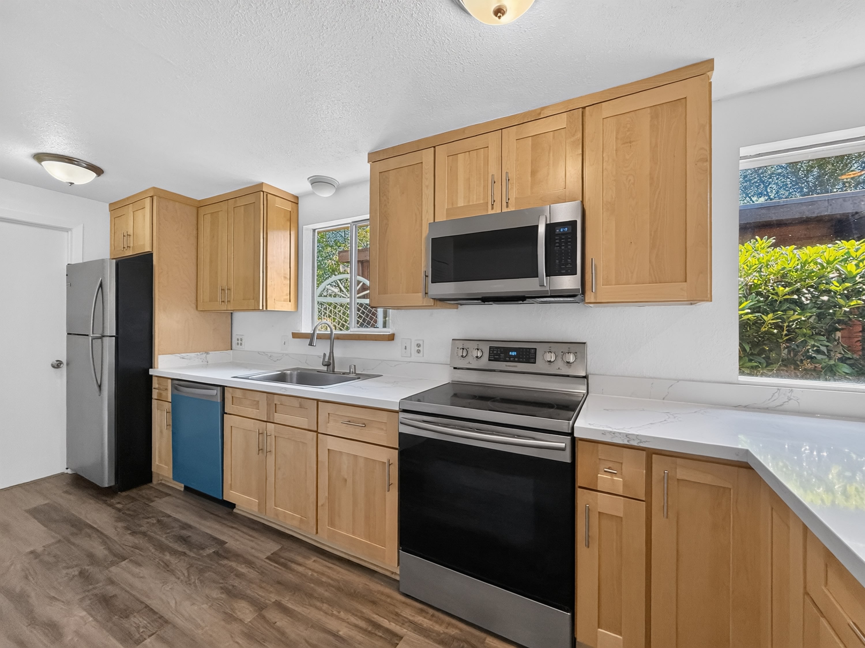 5025 South 167th Street – photo 3