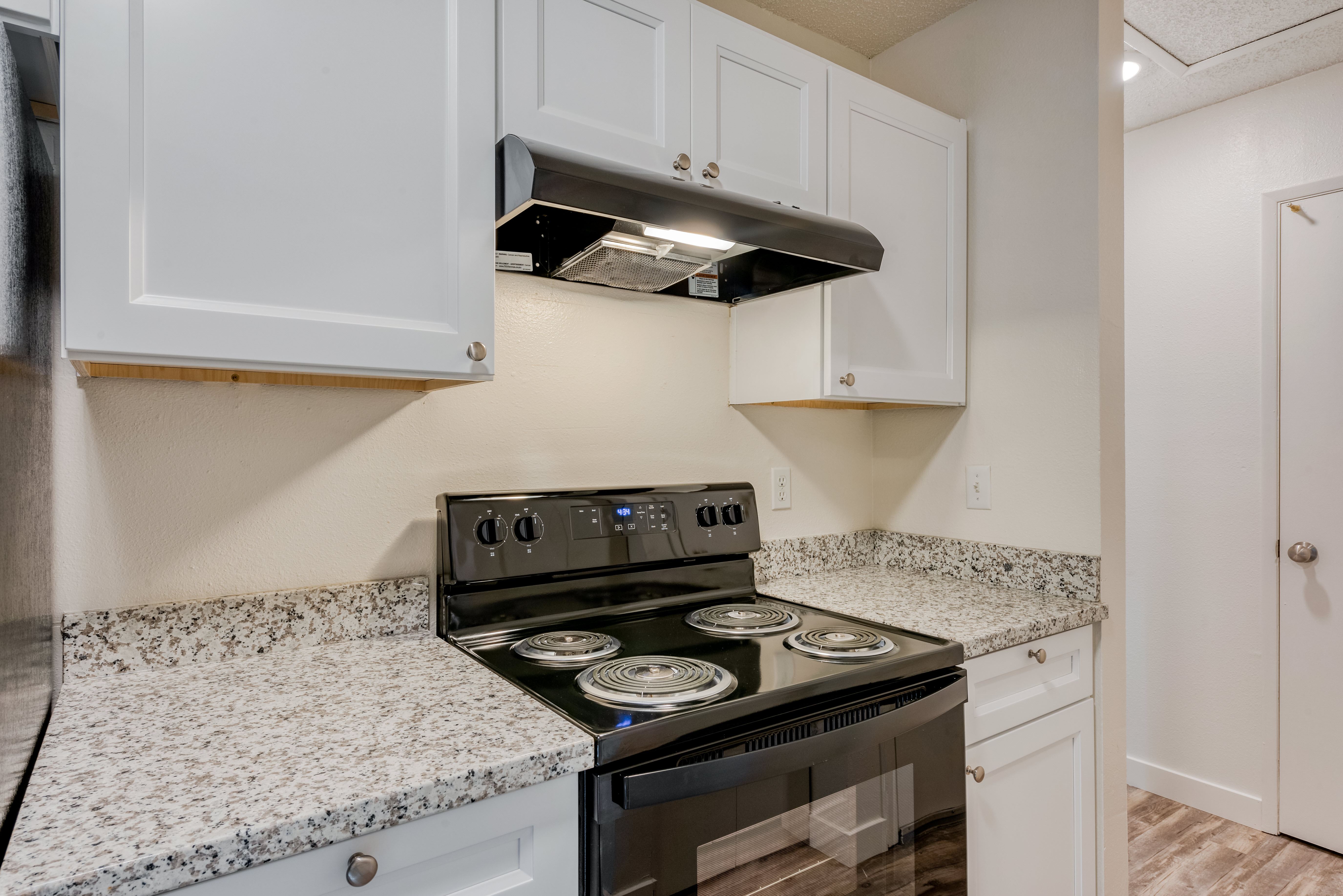 Michael Manor Apartments – photo 5