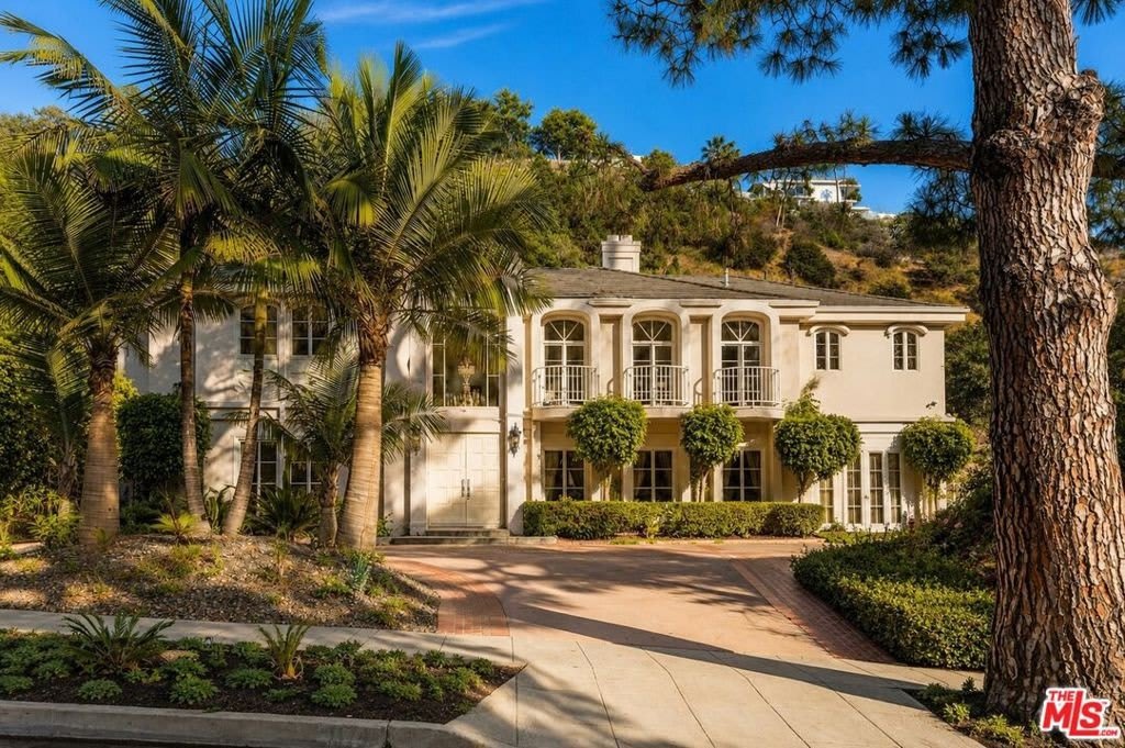 1174 Coldwater Canyon Drive – photo 5