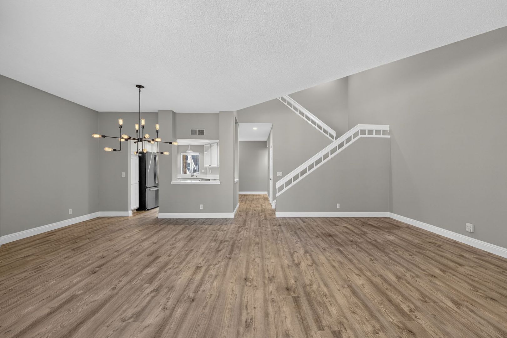 Bayridge 3 Bedroom Condo Available For Move In 8 15 26 – photo 3