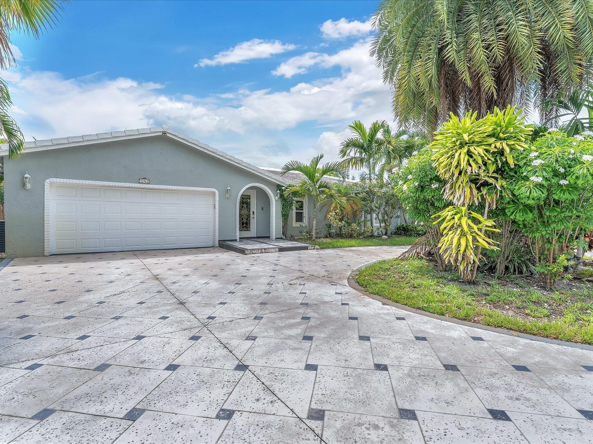 11762 NW 26th Court – photo 5