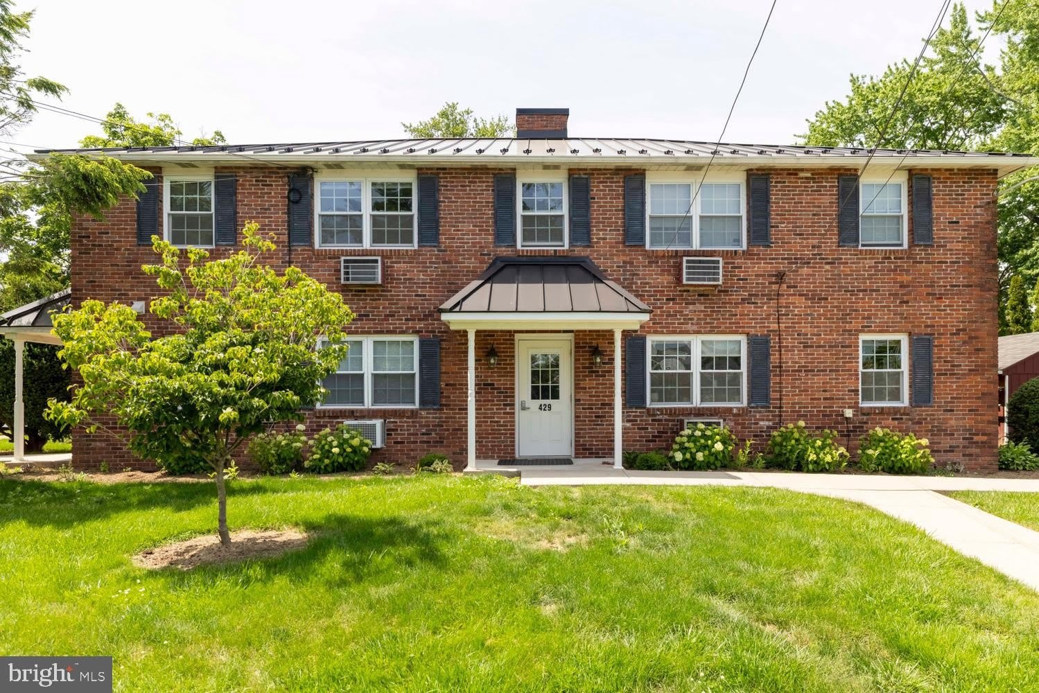 429 EDGEMONT Avenue – photo 1