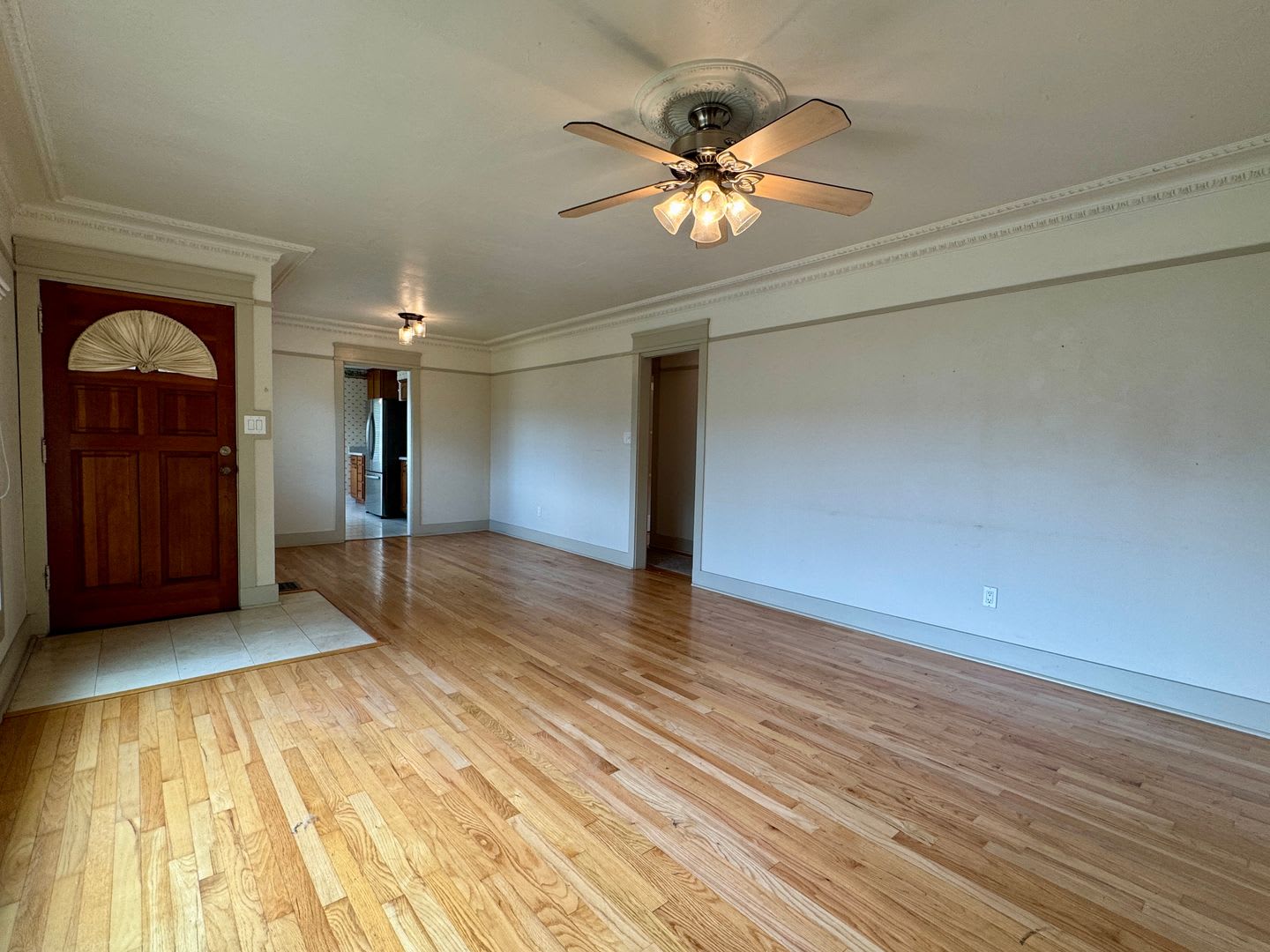 Beautiful 3 Bedroom 1 Bath House w/Central A/C in Spring Valley/La Mesa! – photo 4