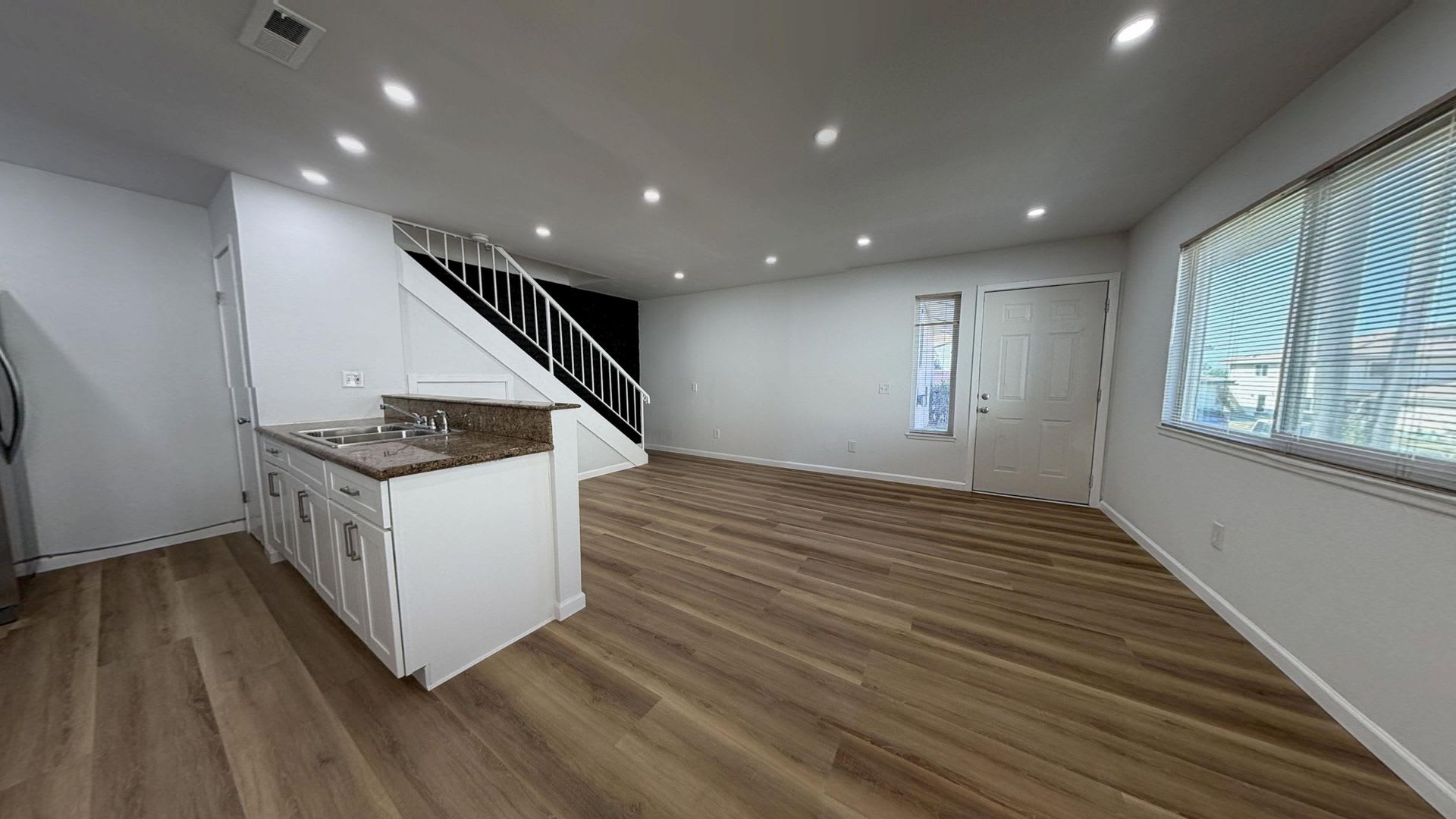3532 Rainbow Ln – photo 4