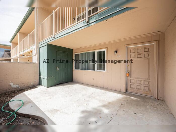 6565 North 19th Avenue – photo 3