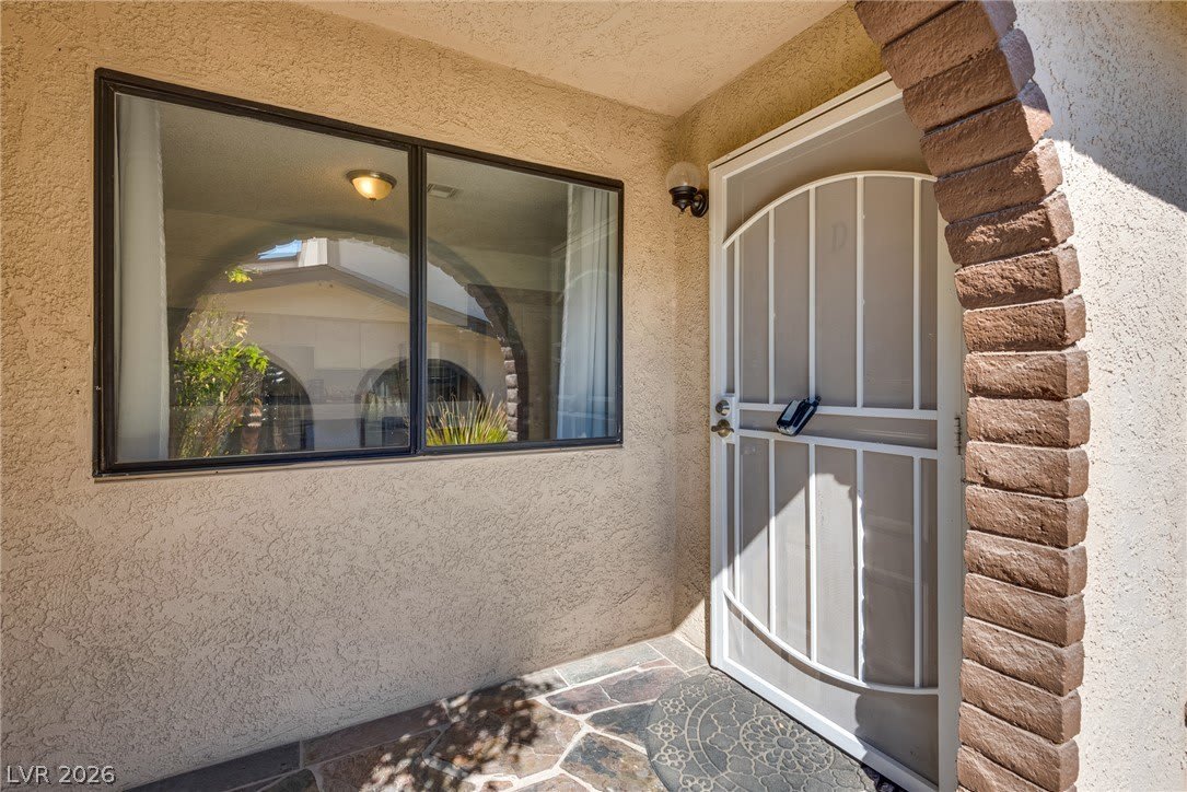 5829 Smoke Ranch Road – photo 4