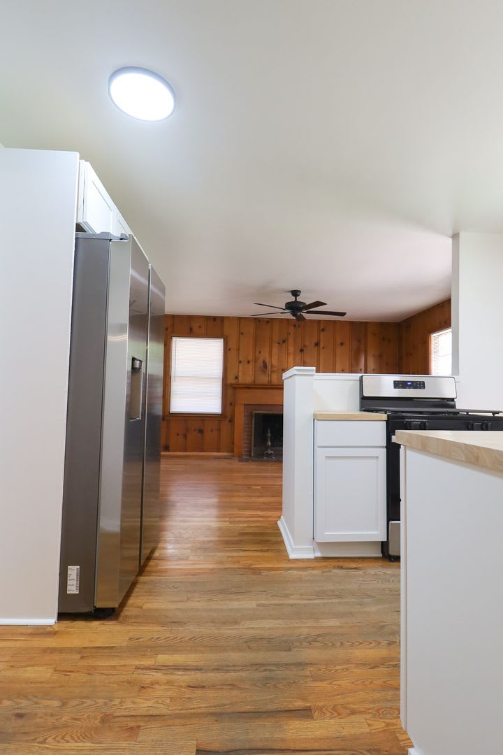 Stunning 3 Bed 1.5 Bath on quiet Cul De Sac! – photo 5