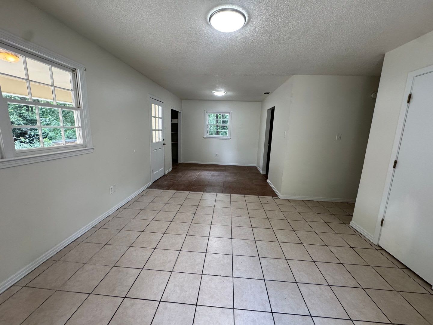 3 Bedroom Single Family House 1055 Anders in Mobile, AL 36608 – photo 4