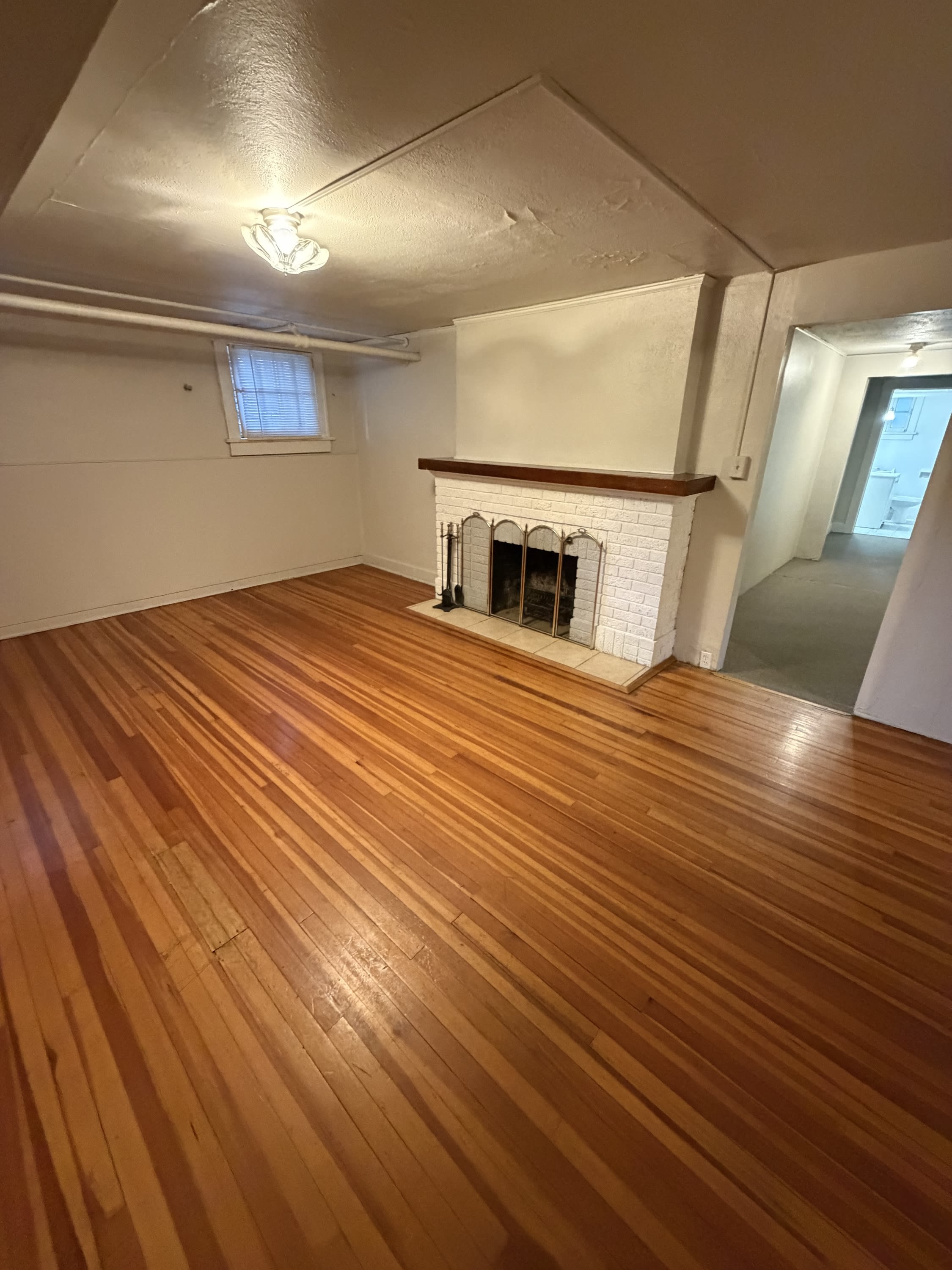 1201 E VIRGINIA AVE – photo 2