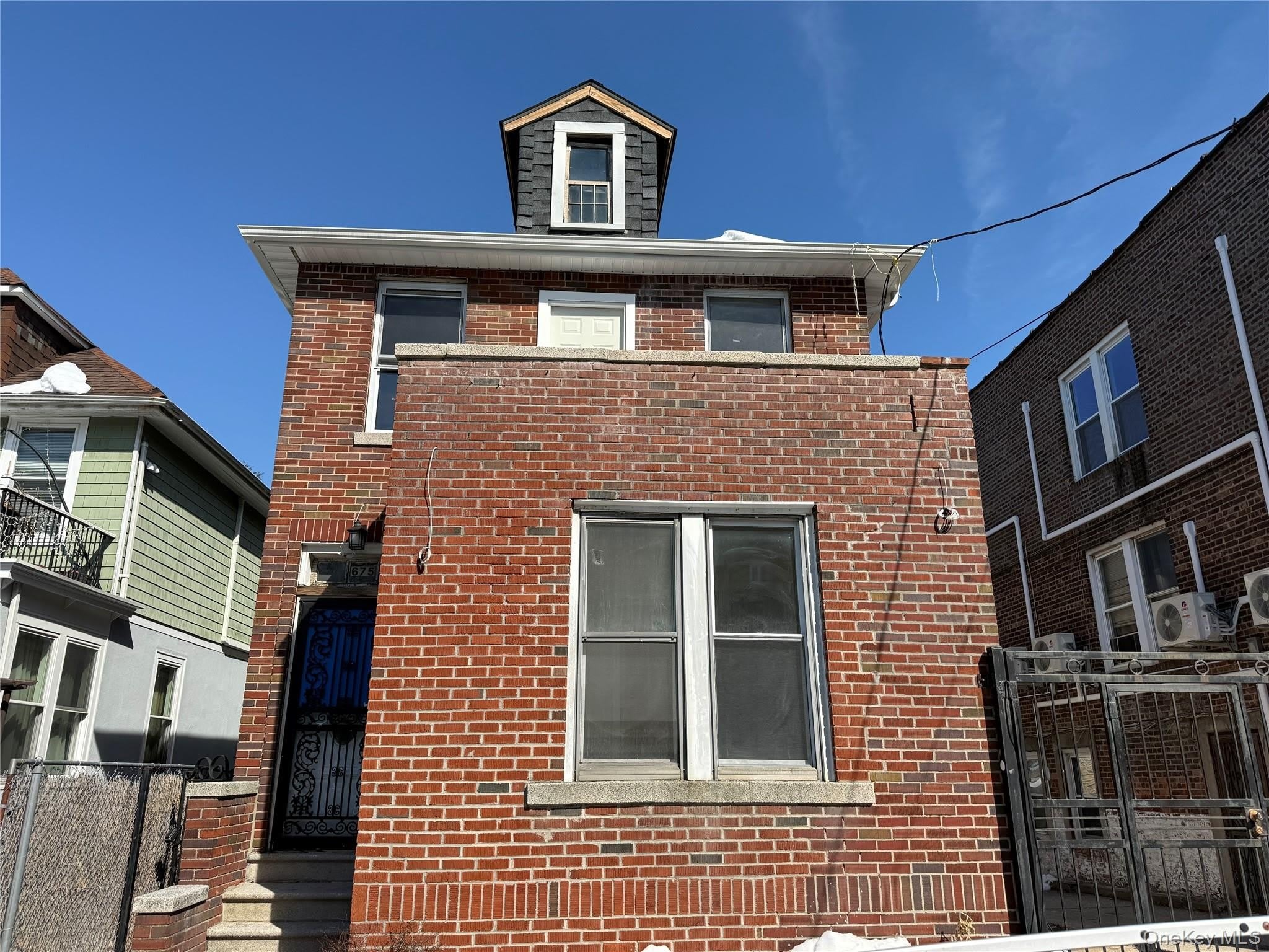 675 E 230th Street – photo 1