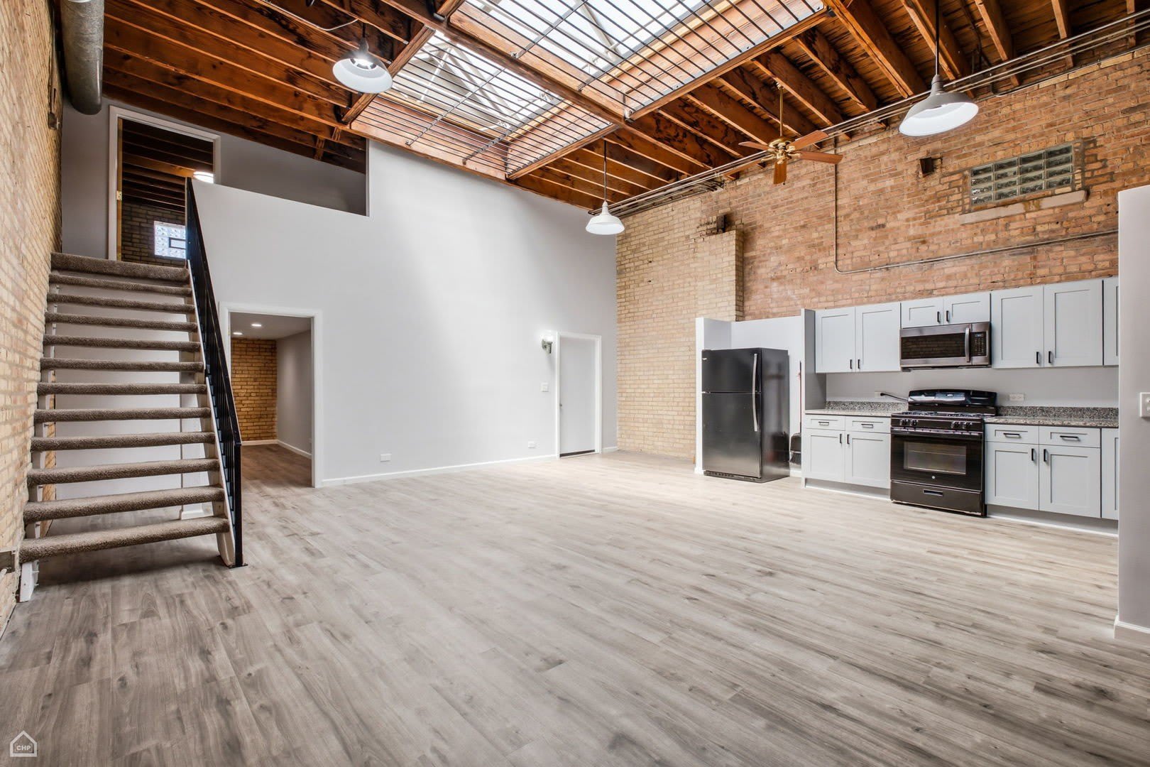 1742 N Mozart Street – photo 2