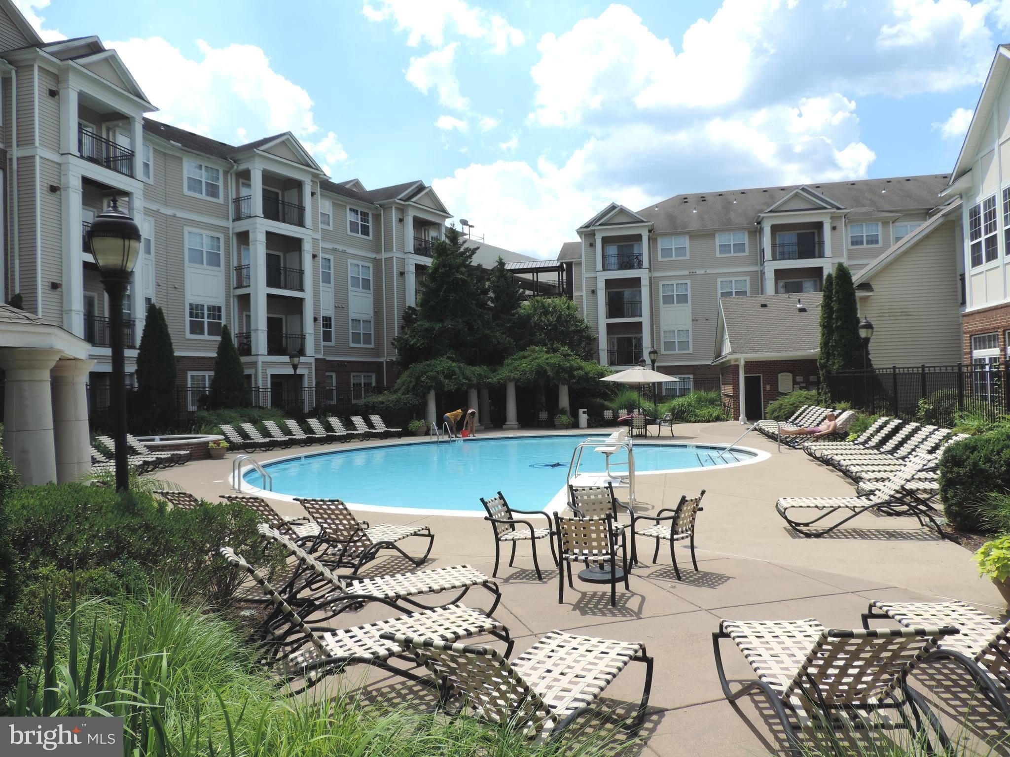 12941 CENTRE PARK Circle – photo 2