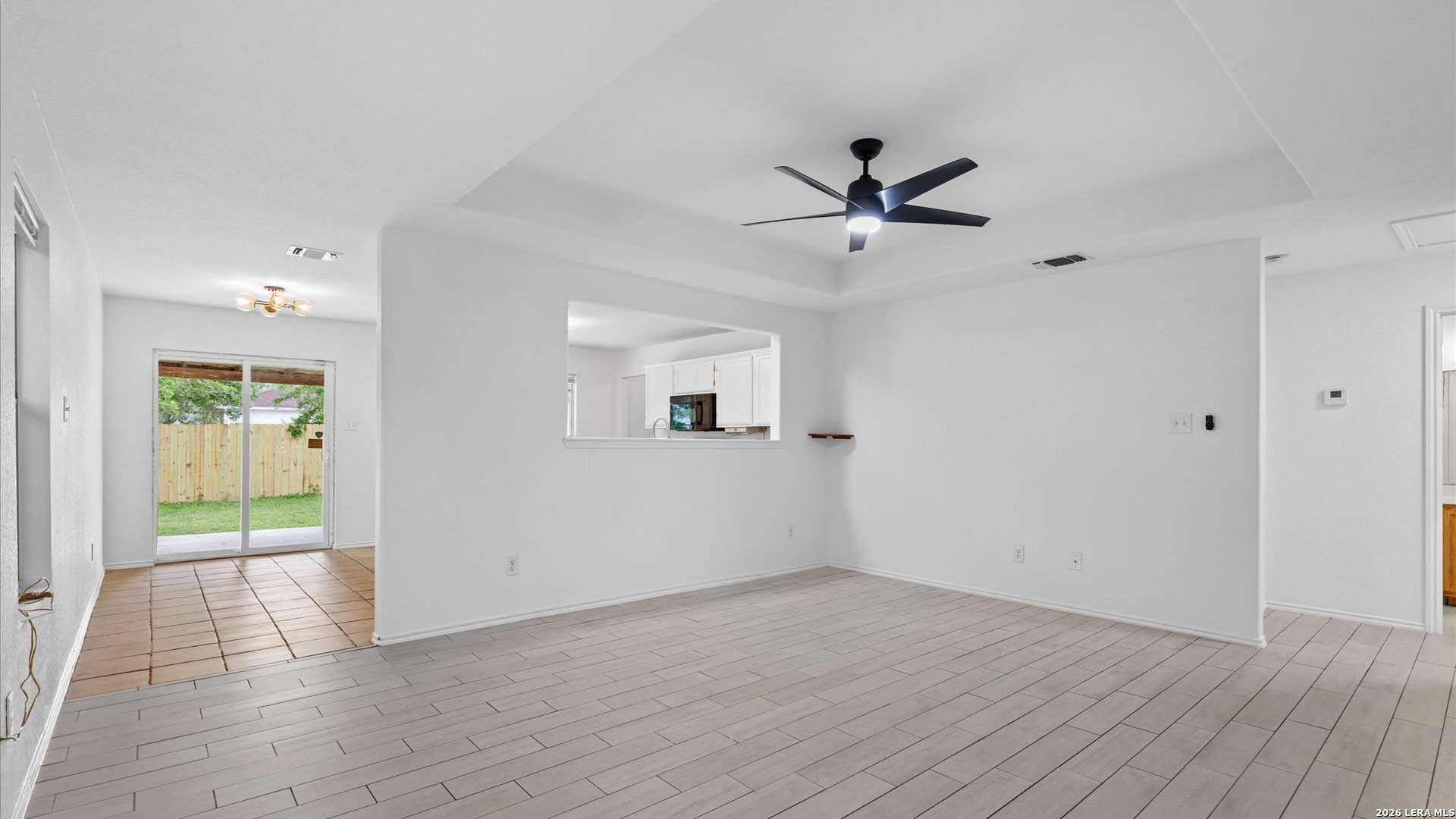 6023 LAKE VICTORIA ST – photo 4