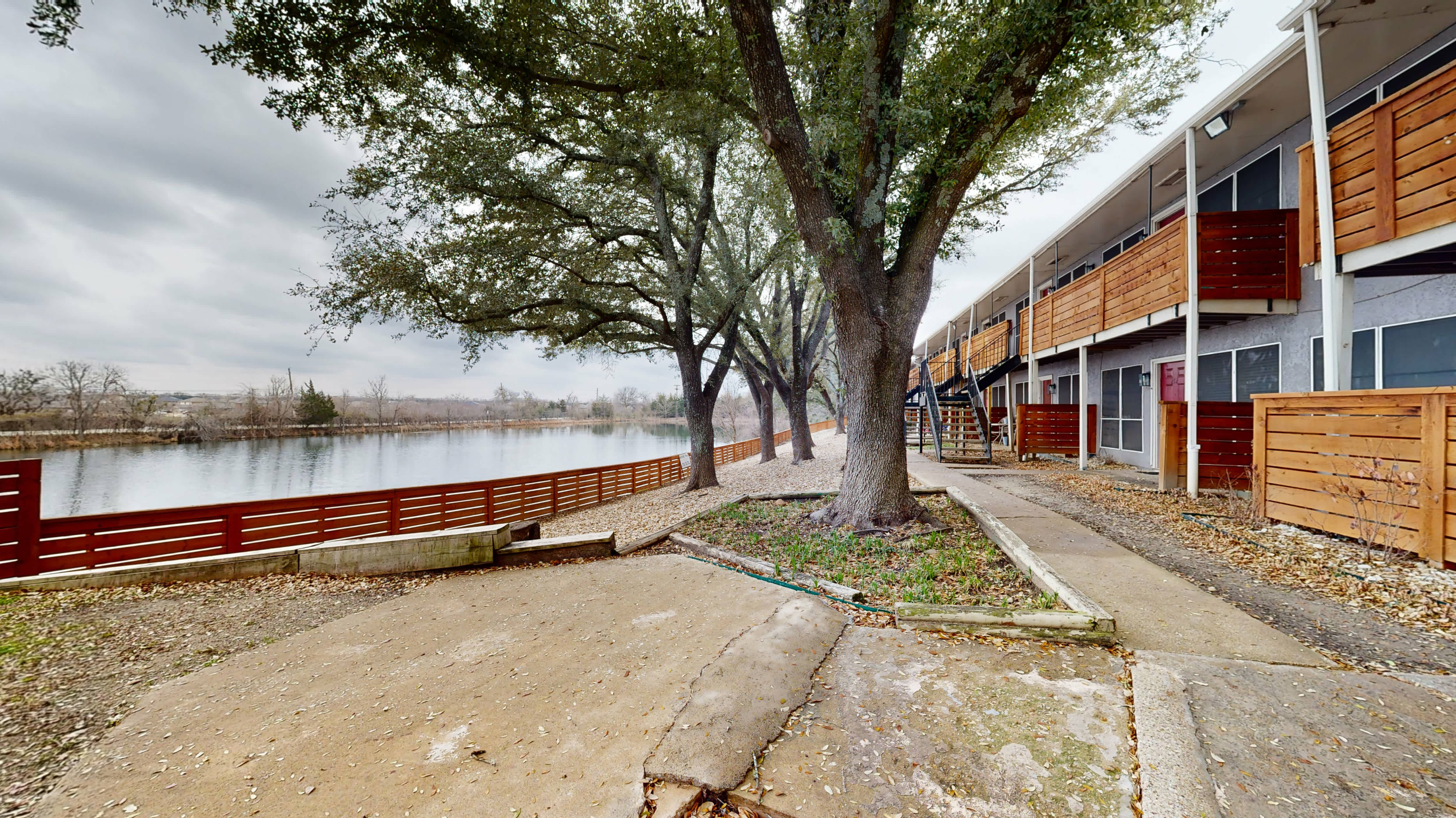Lake Breeze – photo 4